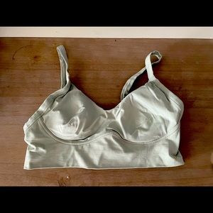Victoria’s Secret sports bra/bralette